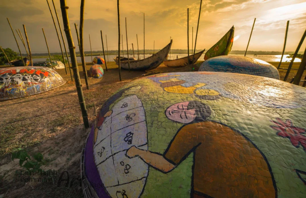 Tam Thanh Mural Village gives longer-stay guests a different coastal route (Source: Collected)