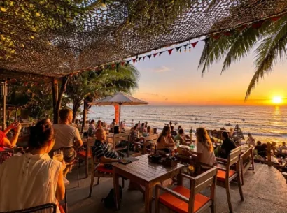 Bar de plage à Hoi An : où déguster des cocktails au coucher du soleil, profiter de vues sur l'océan et de la détente côtière
