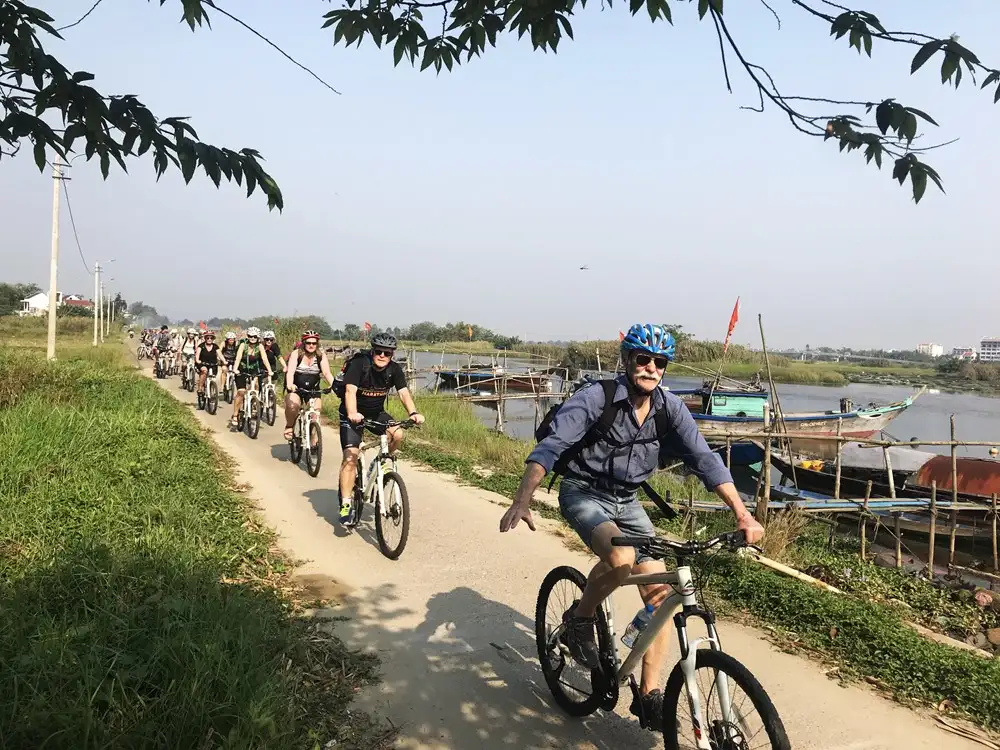 Check the weather, transport, boat service and return time before leaving Hoi An (Source: Bo Van Hoa The Thao va Du lich)