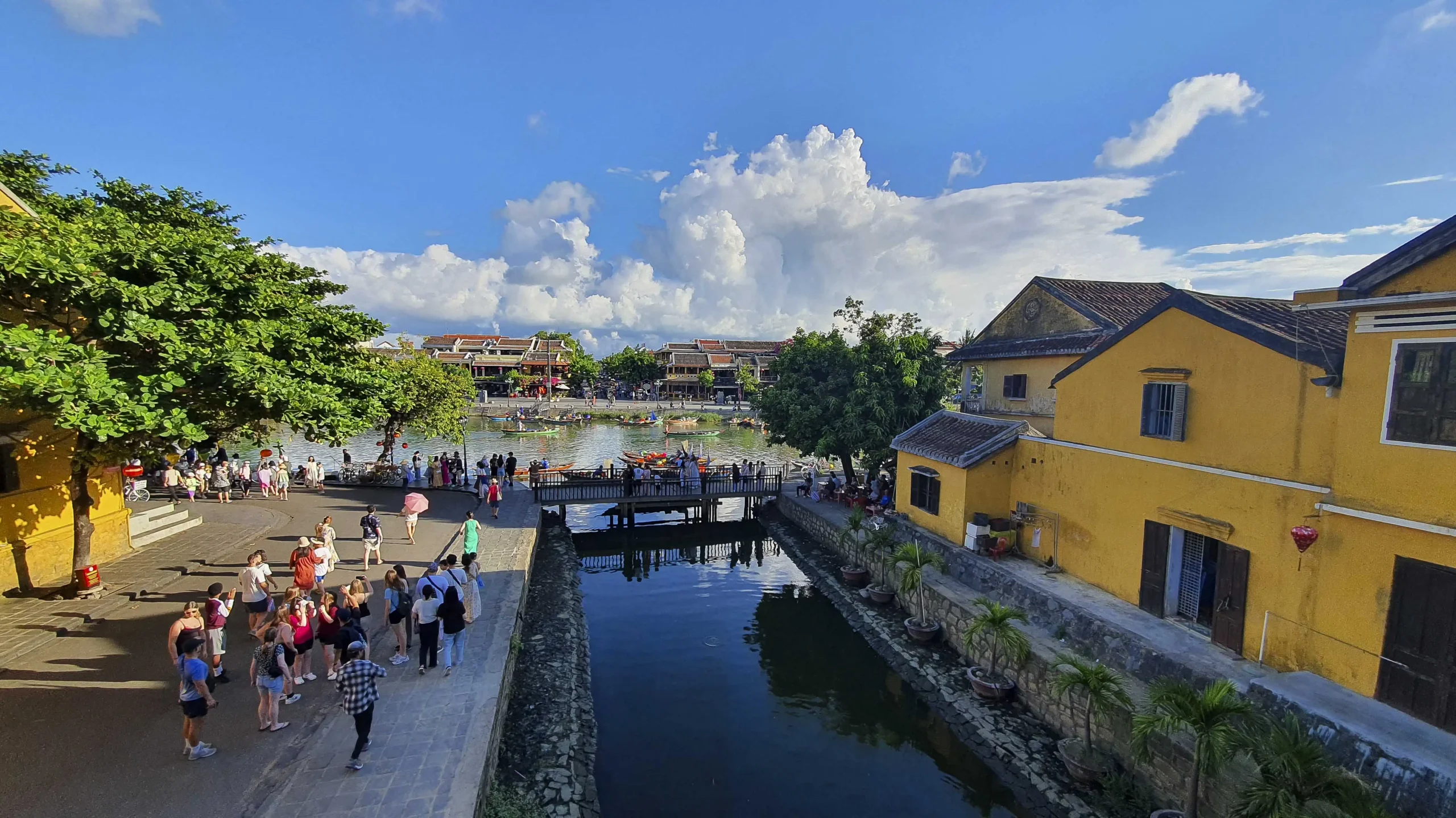 Thu Bon River