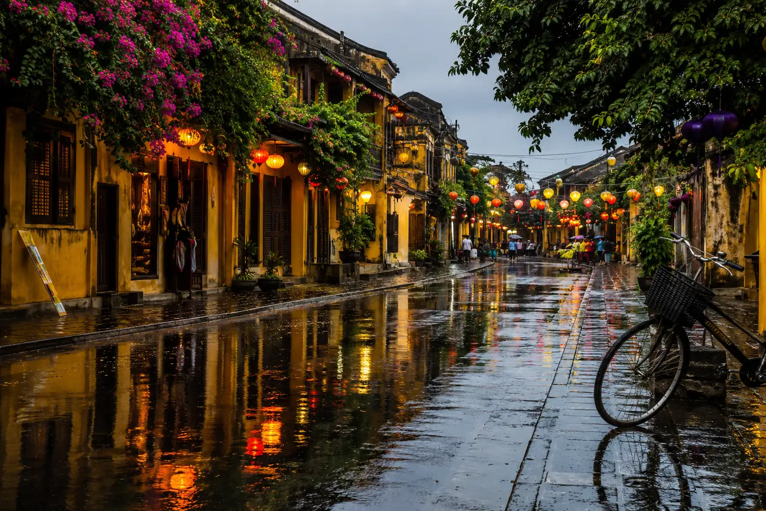 Hoi An Rainy Season: A Complete Survival & Travel Guide