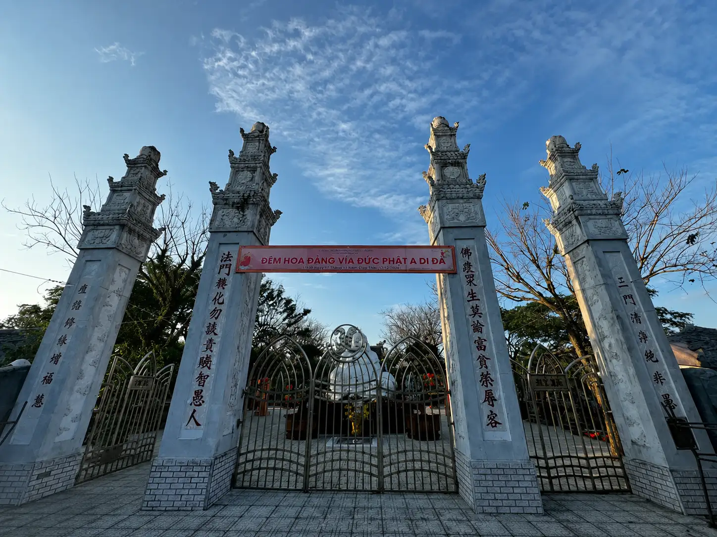 Tan Binh Pagoda offers a quiet cultural stop near Binh Minh Beach (Source: Collected)