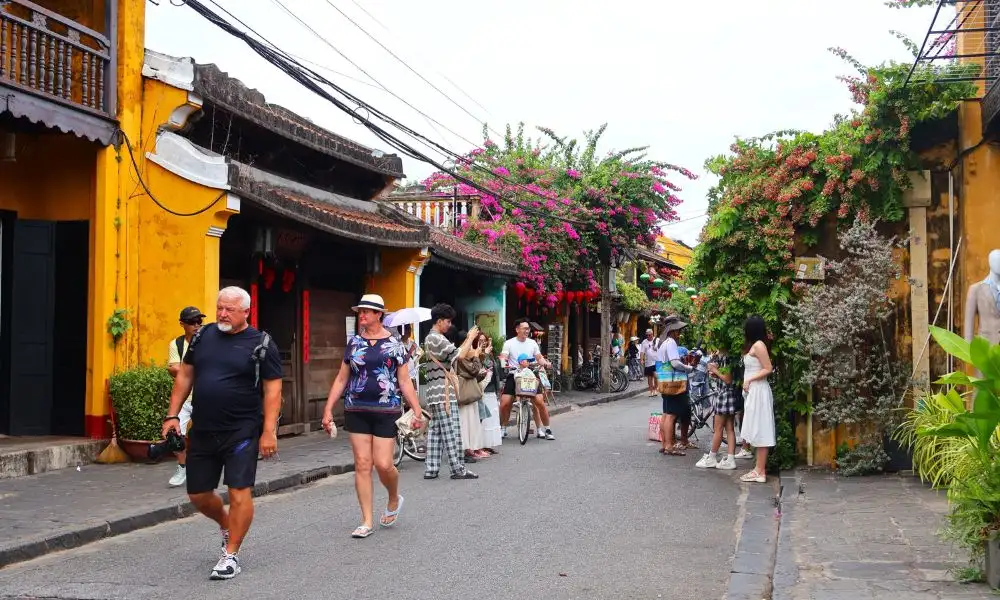 Hoi An is best enjoyed without rushing (Source: Collected)
