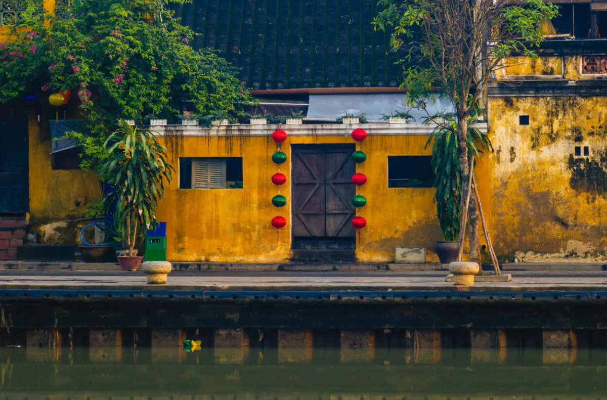 Interior courtyard of a historic merchant house in Hoi An Ancient Town (Source: Collected)