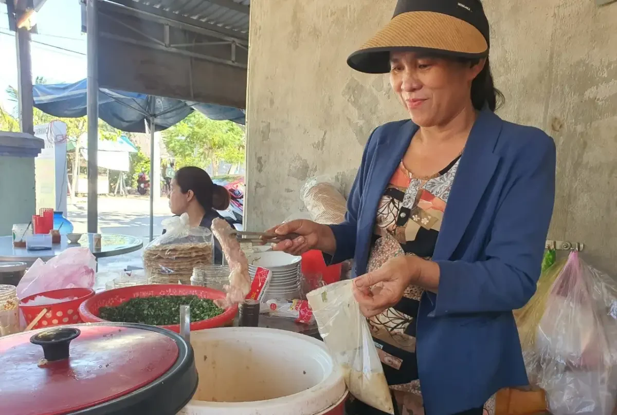 Chao Ngheo Co Gio is very famous in Hoi An (Source: Bao Phu nu)