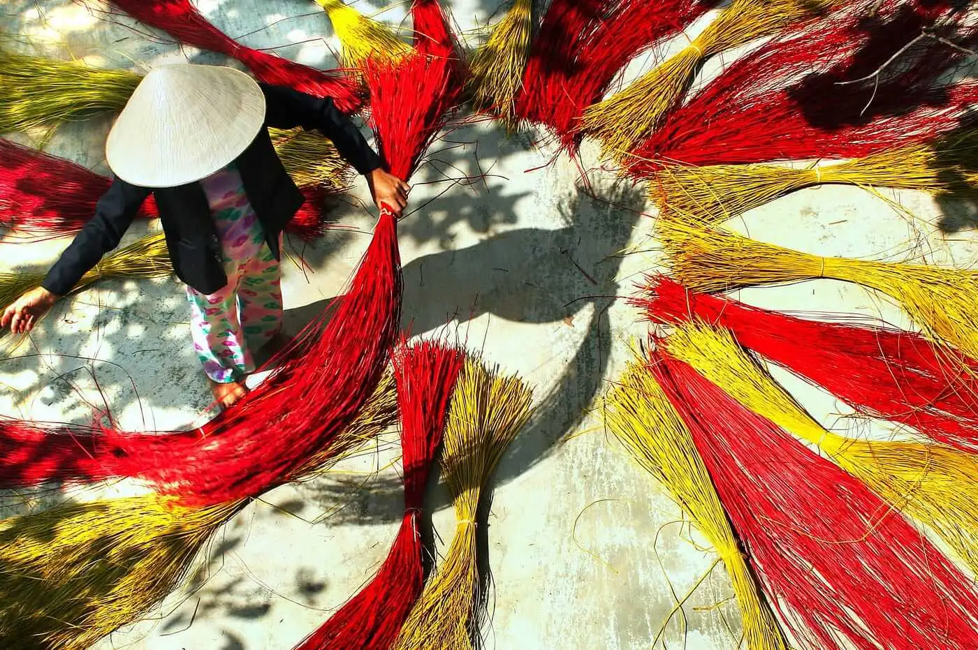 Ban Thach Mat Village: The soul of Quang Nam Province (Source: Medium)