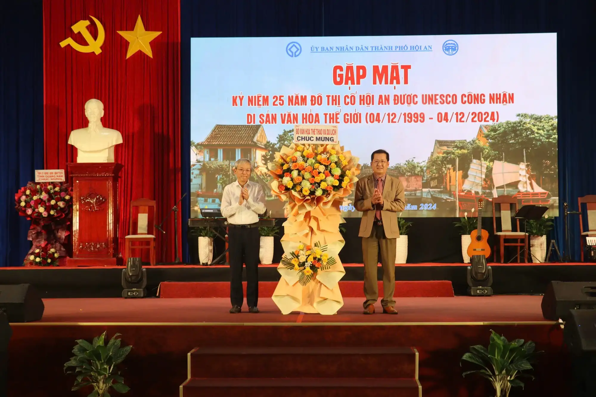 The 25th anniversary of Hoi An Ancient Town being recognized as a UNESCO World Heritage Site (April 12, 1999 – April 12, 2024) (Source: Bo Van hoa, The thao va Du lich)