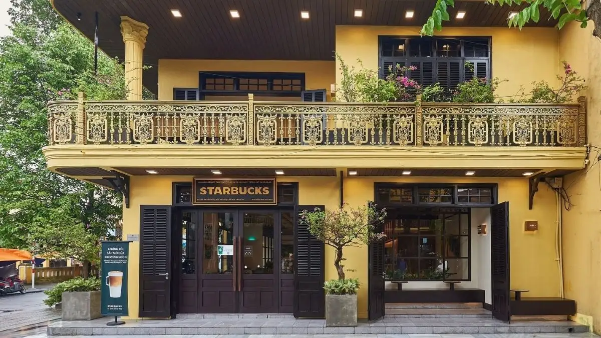 Starbucks in Hoi An (Source: Starbucks Vietnam)
