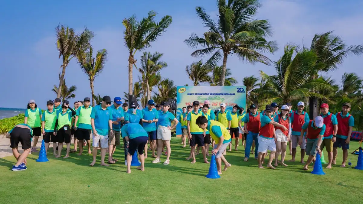 A 2-day, 1-night trip gives teams more time to connect and recharge