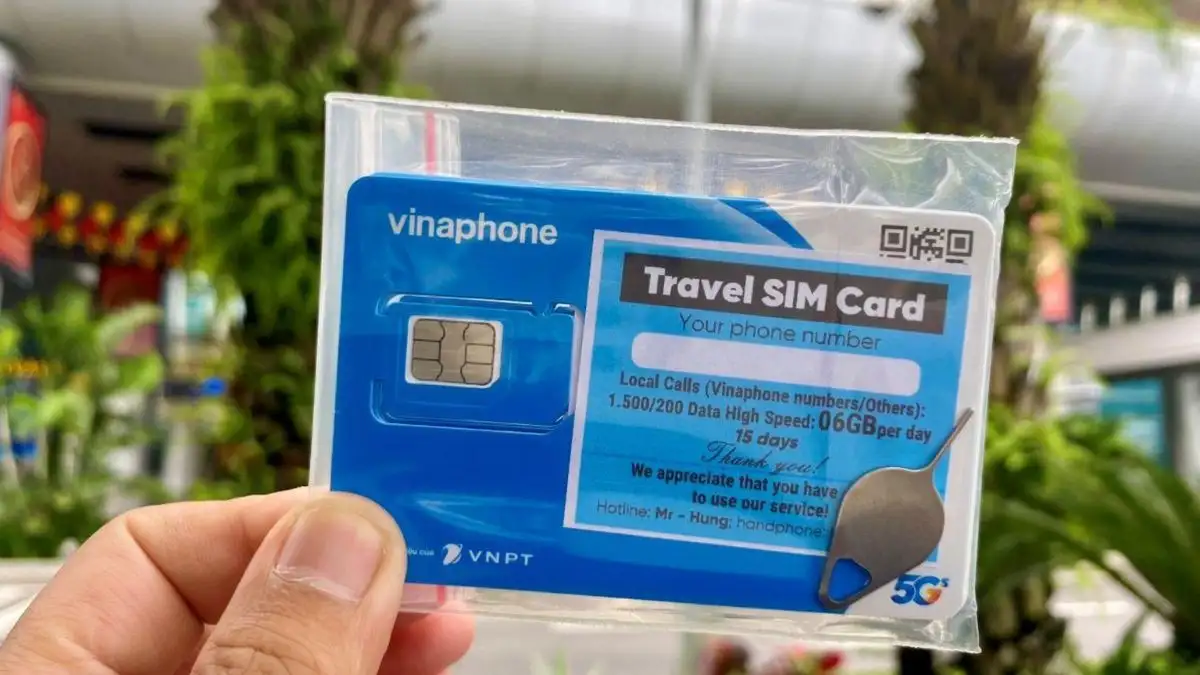 A tourist SIM card for staying connected in Vietnam (Source: Agoda)