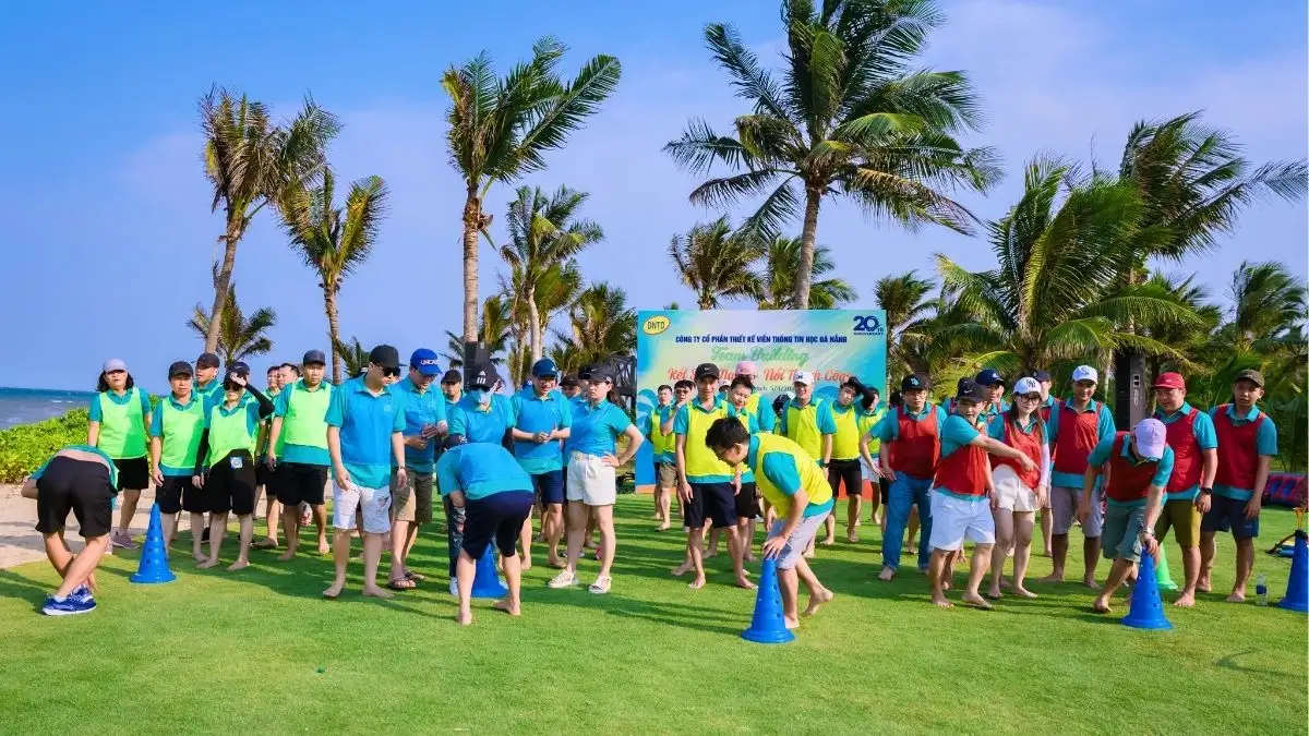 Team-building and activity costs typically run 10-15% of the total budget