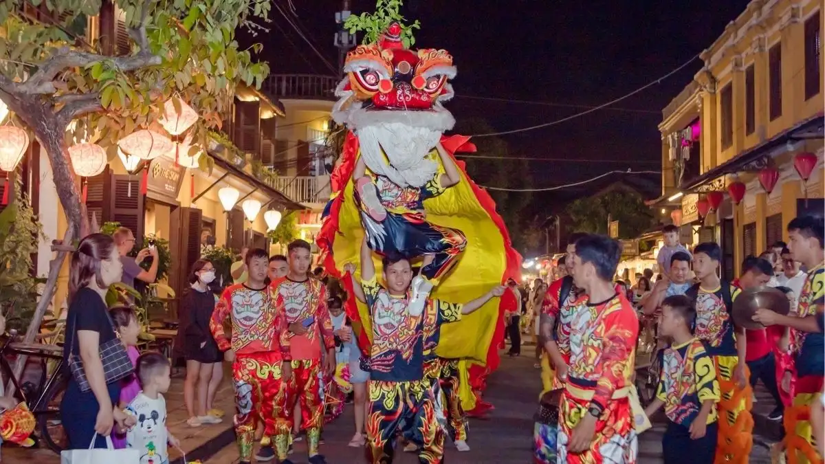 Hoi An Mid Autumn Festival 2026: 5 Things That Make It Different