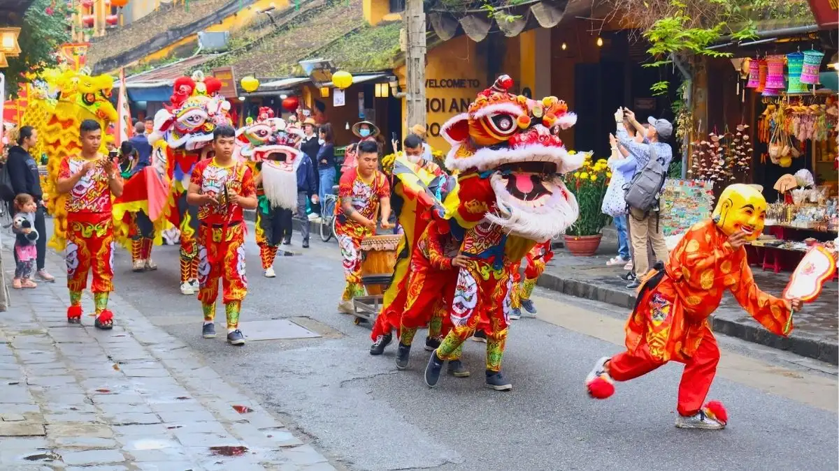 Hoi An Mid Autumn Festival 2026: 5 Things That Make It Different