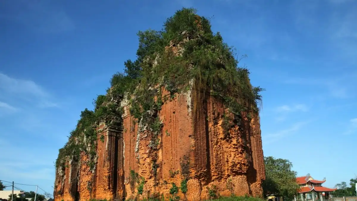 Current location of Khuong My Cham Towers in Tam Xuan Commune, Da Nang City