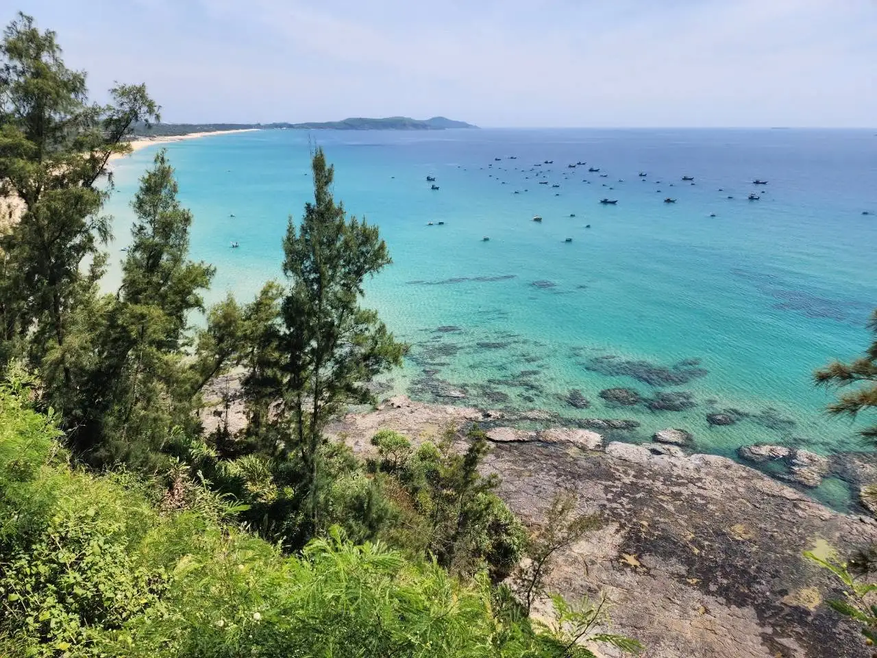 A corner of Phuoc Thien Beach (Source: Collected)