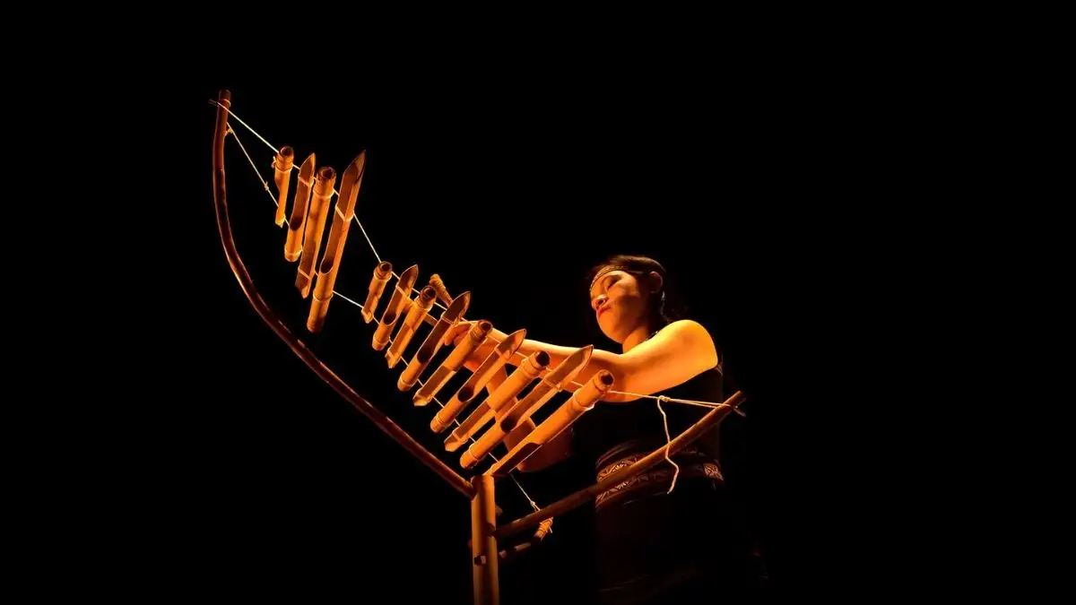 Central highlands music, performed live (Source: Lune Production)