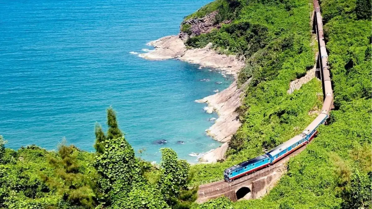 Can You Take a Vietnam Sleeper Train Directly to Hoi An? (Source: danangfantasticity)