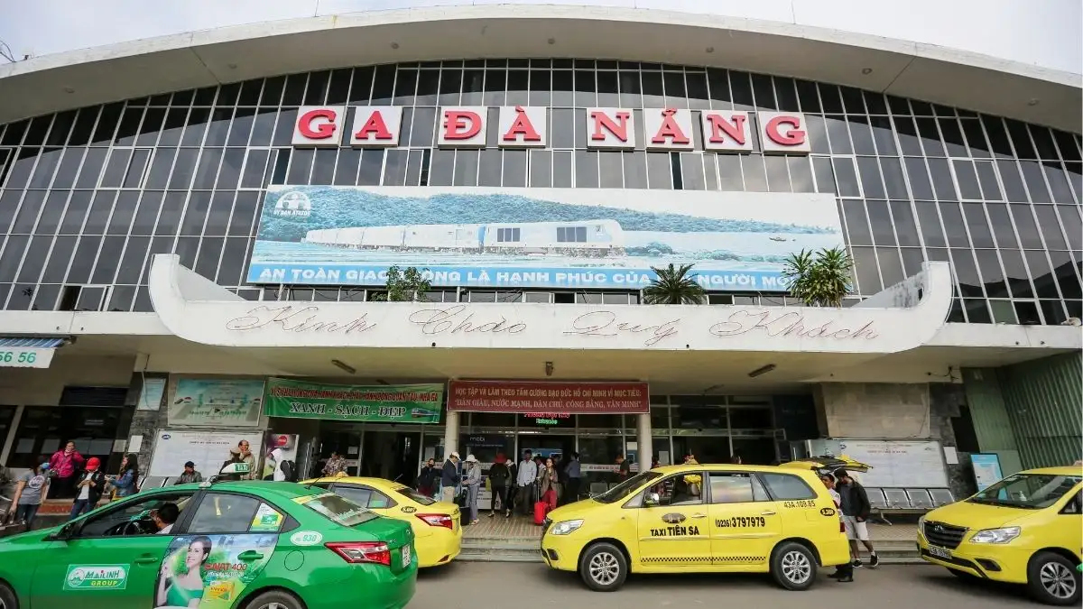 How do you get from Da Nang Station to Hoi An? (Source: VietnamPlus)