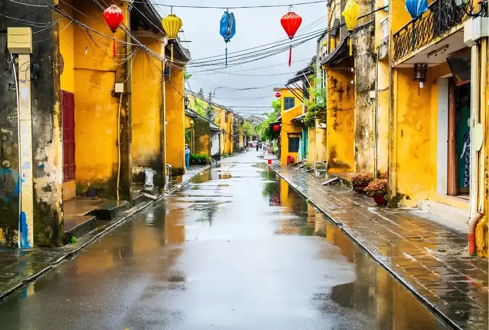 Hoi An’s low tourist season falls in the rainy months of October and November (Source: Collected)