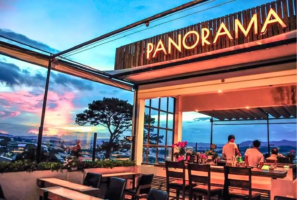 Panorama Cafe overlooking the valley in Da Lat (Source: Cafe Panorama Da Lat)