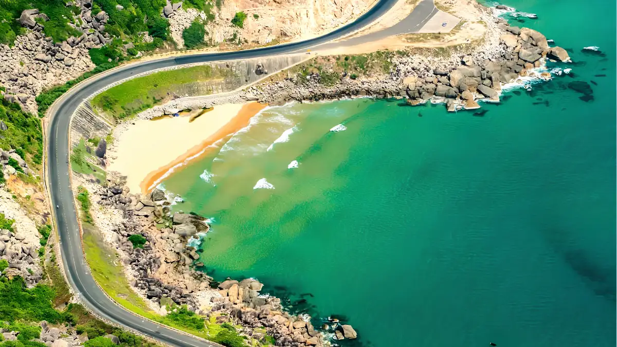 Hoi An to Phu Yen by road: 5 stops worth getting out of the car for