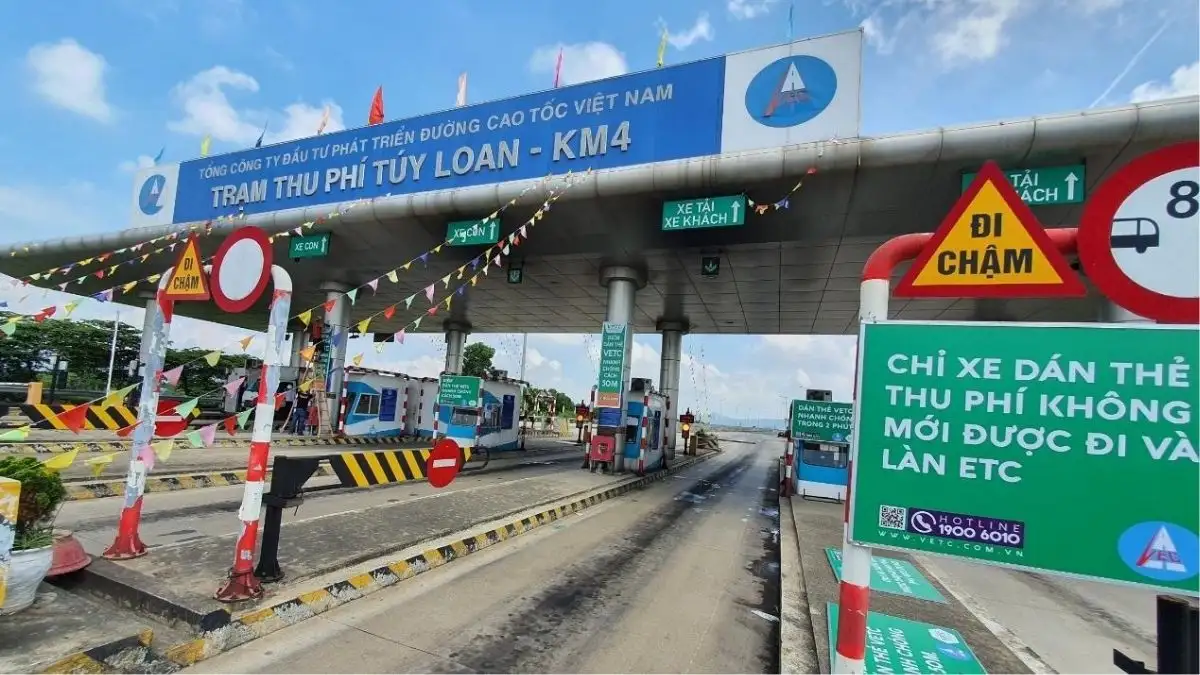 Major Vietnamese expressways use ETC, so check your account before setting off (Source: thuongtruong.com)
