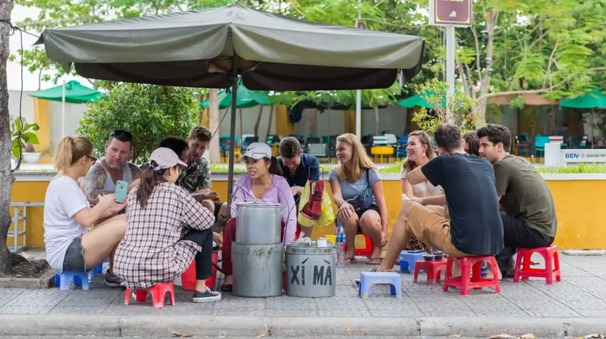 Hoi An old and street food