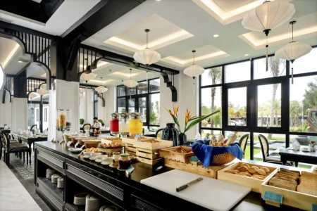 Binh minh restaurant